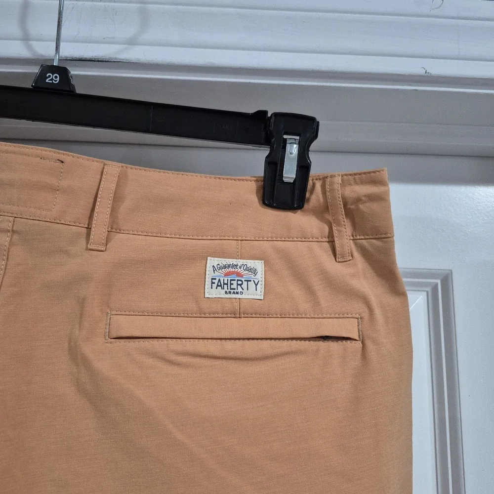 Faherty Shorts Mens 33 Orange All Day 9